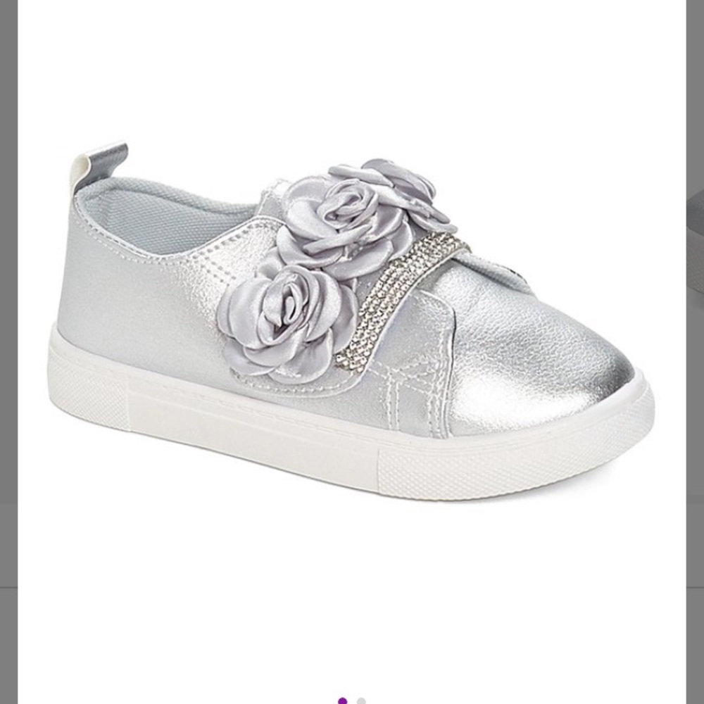 Toddler shoes